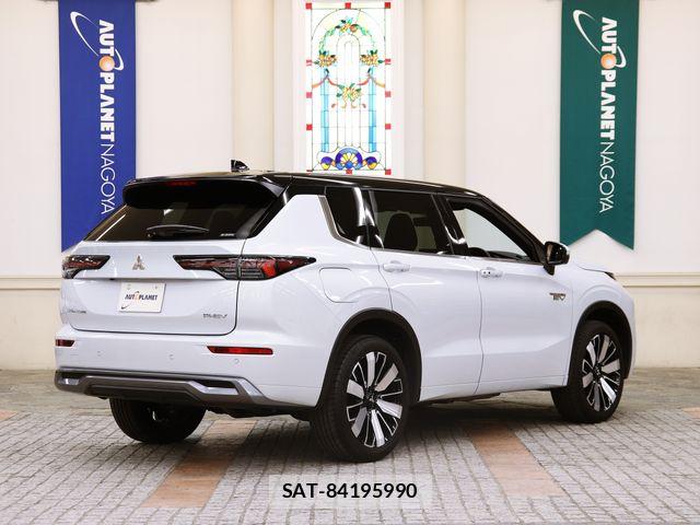 Mitsubishi OUTLANDER PHEV 2025-01 6752811-2