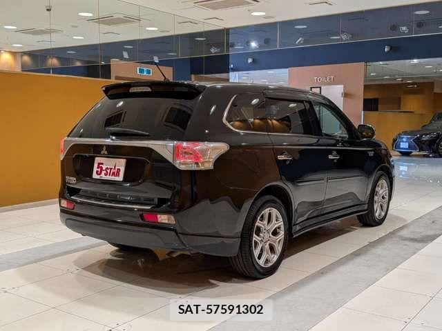 Mitsubishi OUTLANDER PHEV 2013-01 6816484-15
