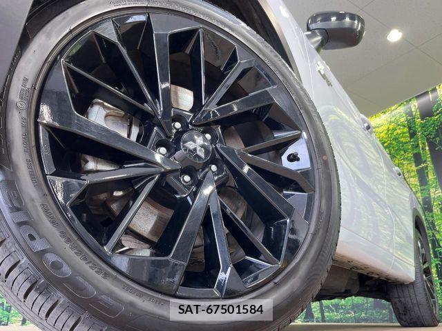 Mitsubishi OUTLANDER PHEV 2024-07 6816463-13