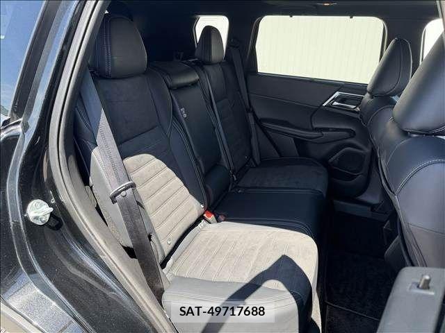 Mitsubishi OUTLANDER PHEV 2023-08 6816480-9