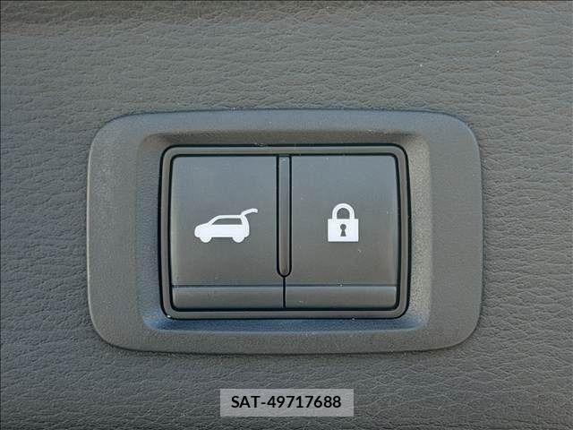 Mitsubishi OUTLANDER PHEV 2023-08 6816480-25