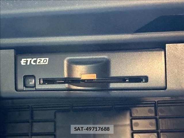 Mitsubishi OUTLANDER PHEV 2023-08 6816480-27