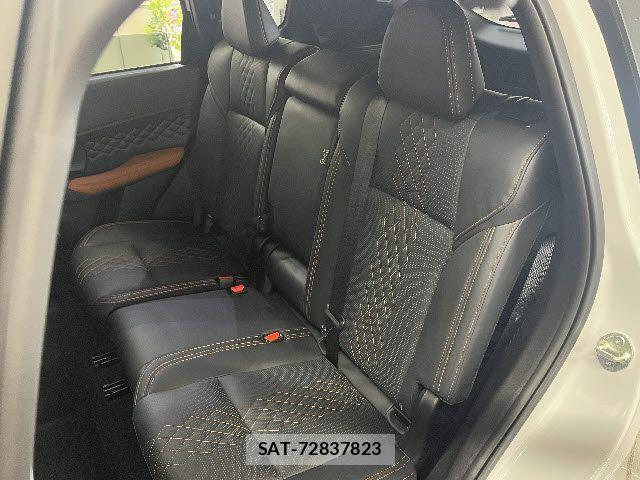 Mitsubishi OUTLANDER PHEV 2024-02 6816459-12