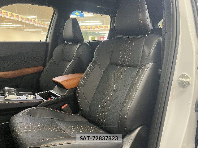 Mitsubishi OUTLANDER PHEV 2024-02 6816459-18