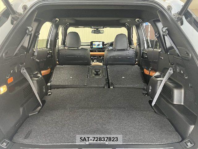 Mitsubishi OUTLANDER PHEV 2024-02 6816459-21