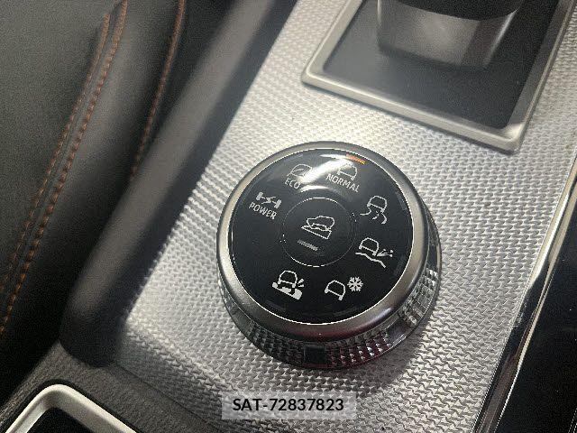 Mitsubishi OUTLANDER PHEV 2024-02 6816459-22