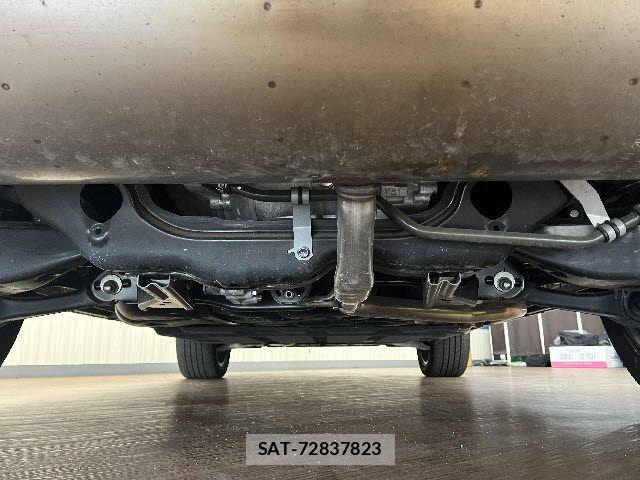 Mitsubishi OUTLANDER PHEV 2024-02 6816459-23