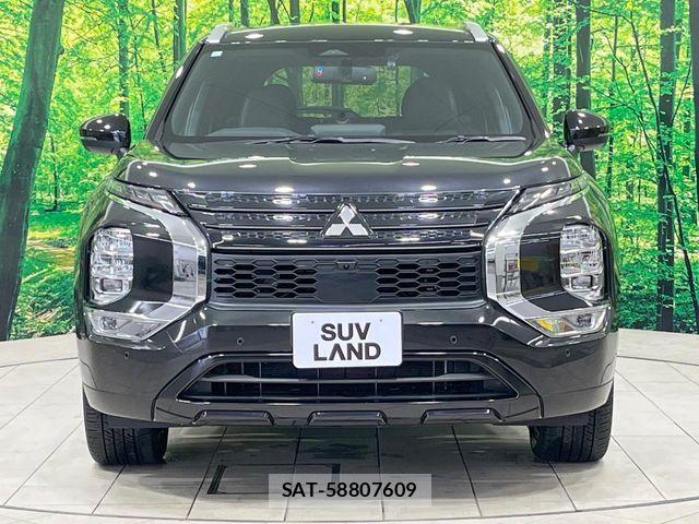 Mitsubishi OUTLANDER PHEV 2023-08 6816470-13