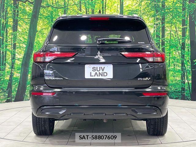 Mitsubishi OUTLANDER PHEV 2023-08 6816470-14
