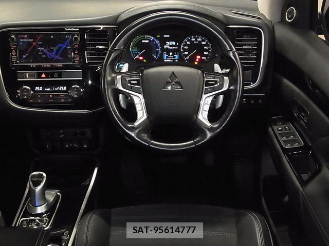 Mitsubishi OUTLANDER PHEV 2018-11 6816481-9