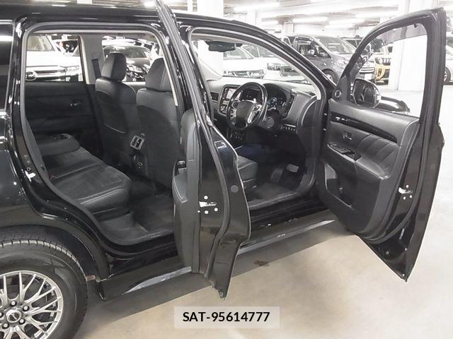 Mitsubishi OUTLANDER PHEV 2018-11 6816481-10