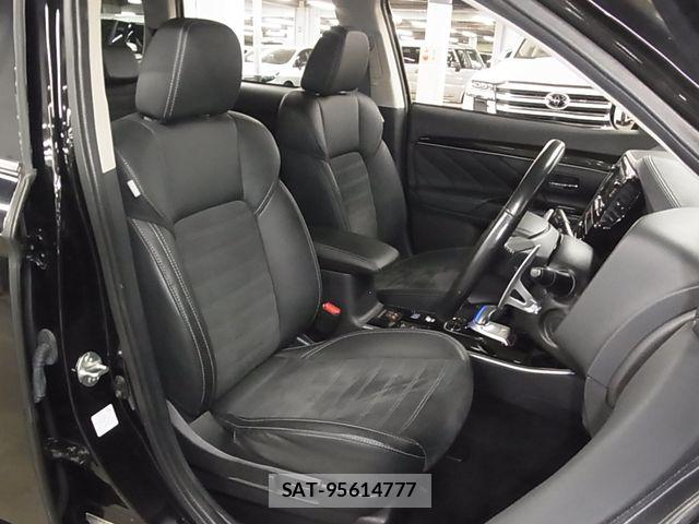 Mitsubishi OUTLANDER PHEV 2018-11 6816481-11