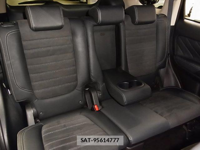 Mitsubishi OUTLANDER PHEV 2018-11 6816481-12