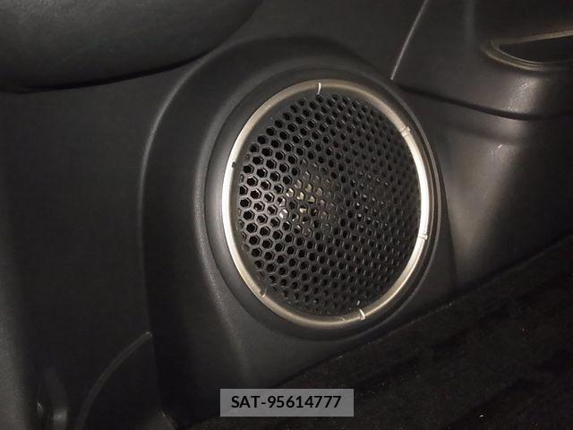 Mitsubishi OUTLANDER PHEV 2018-11 6816481-24