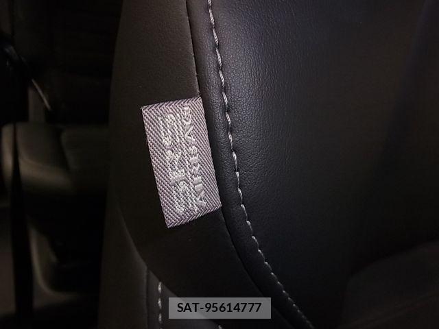 Mitsubishi OUTLANDER PHEV 2018-11 6816481-26