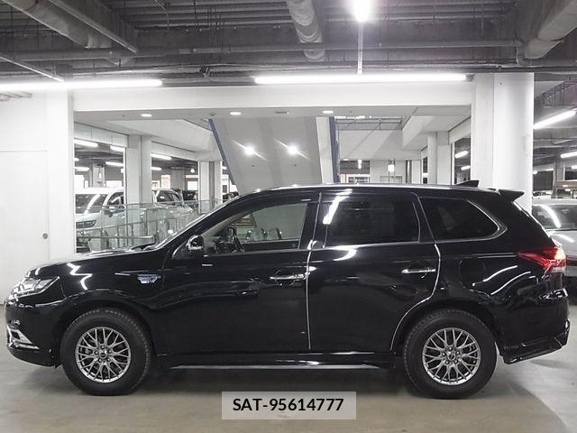 Mitsubishi OUTLANDER PHEV 2018-11 6816481-8
