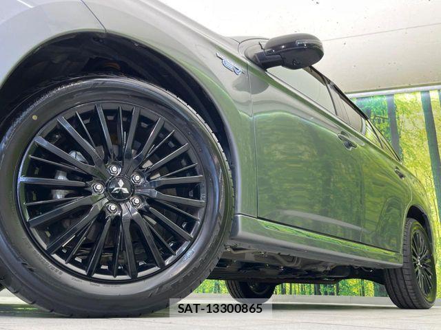 Mitsubishi OUTLANDER PHEV 2021-07 6910967-12