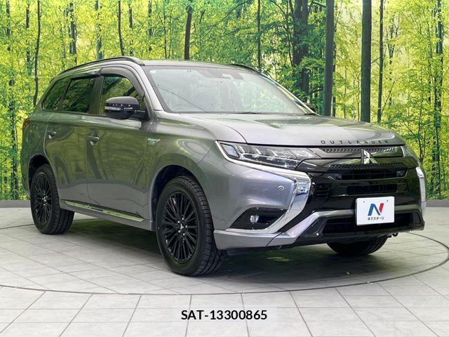 Mitsubishi OUTLANDER PHEV 2021-07 6910967-15