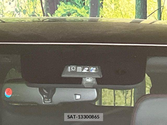 Mitsubishi OUTLANDER PHEV 2021-07 6910967-2