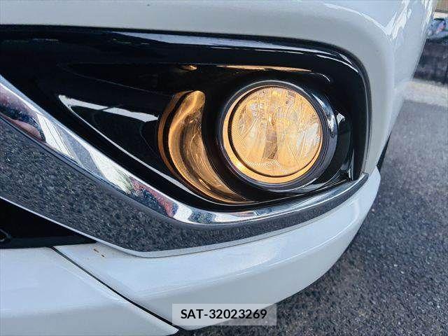 Mitsubishi OUTLANDER PHEV 2015-12 6910974-13