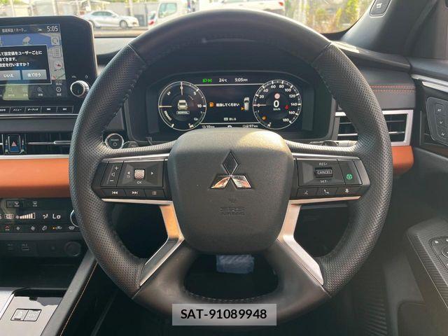 Mitsubishi OUTLANDER PHEV 2022-08 6910965-11