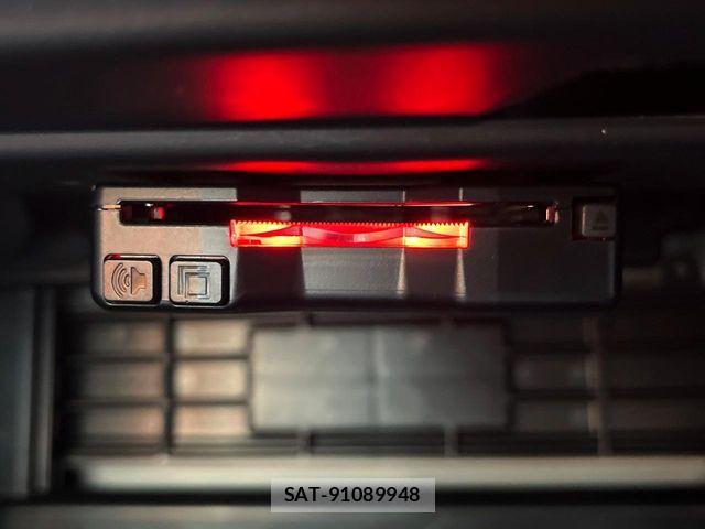Mitsubishi OUTLANDER PHEV 2022-08 6910965-7