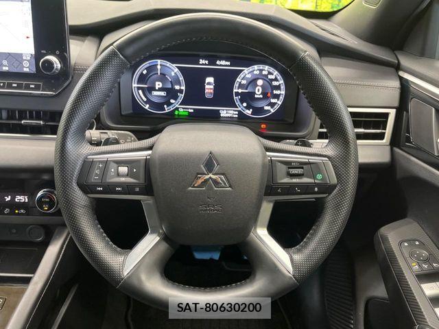 Mitsubishi OUTLANDER PHEV 2022-10 6910964-10