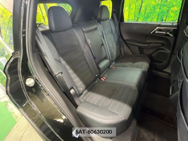 Mitsubishi OUTLANDER PHEV 2022-10 6910964-8