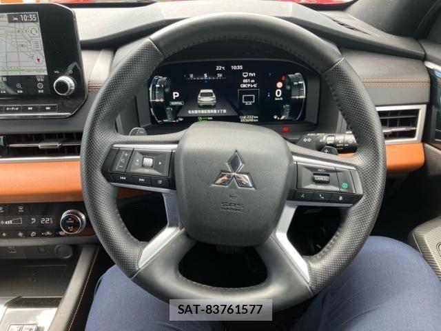 Mitsubishi OUTLANDER PHEV 2022-04 6910969-20