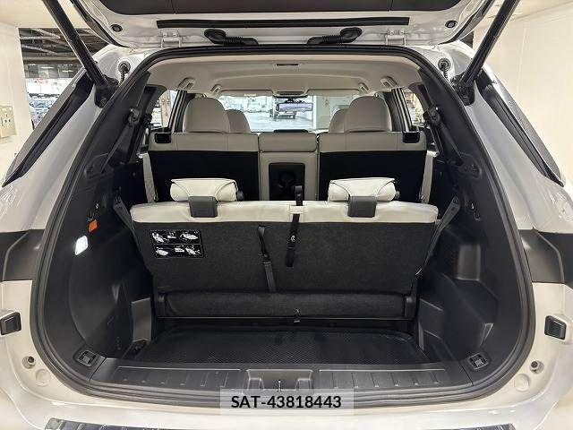 Mitsubishi OUTLANDER PHEV 2022-07 6996968-12