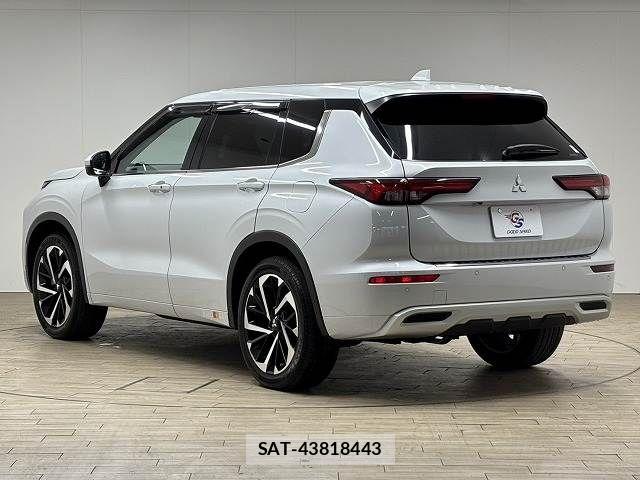 Mitsubishi OUTLANDER PHEV 2022-07 6996968-16