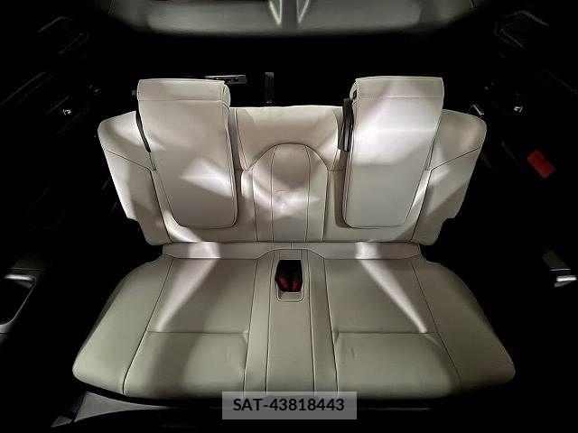 Mitsubishi OUTLANDER PHEV 2022-07 6996968-6