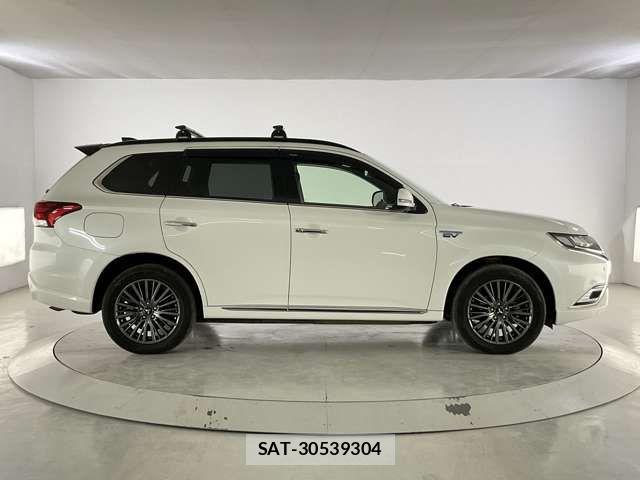 Mitsubishi OUTLANDER PHEV 2020-01 6996976-5