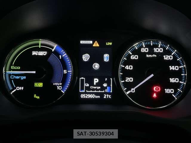 Mitsubishi OUTLANDER PHEV 2020-01 6996976-10