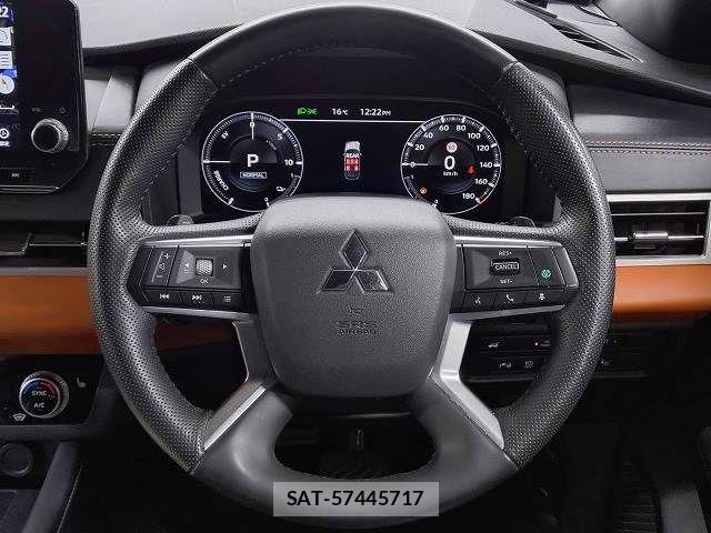 Mitsubishi OUTLANDER PHEV 2022-03 6996975-13