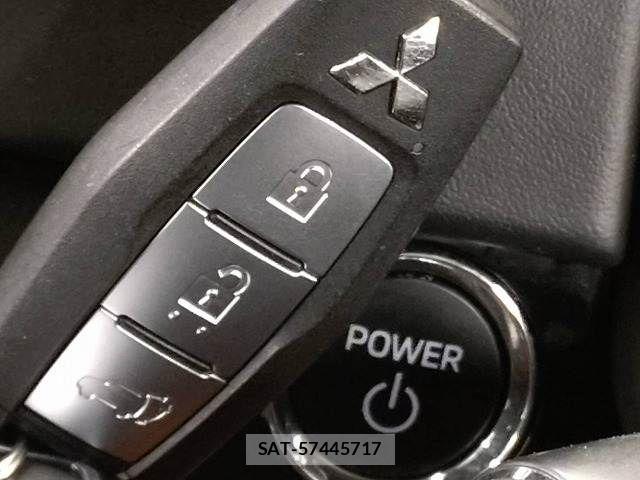 Mitsubishi OUTLANDER PHEV 2022-03 6996975-15