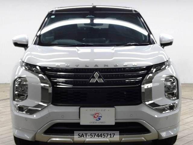 Mitsubishi OUTLANDER PHEV 2022-03 6996975-16