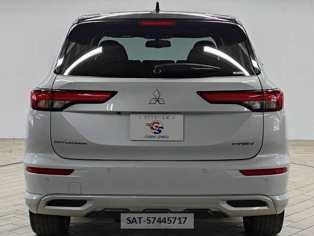 Mitsubishi OUTLANDER PHEV 2022-03 6996975-18