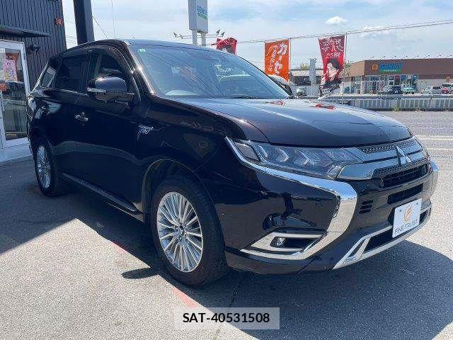 Mitsubishi OUTLANDER PHEV 2018-12 6996977-25