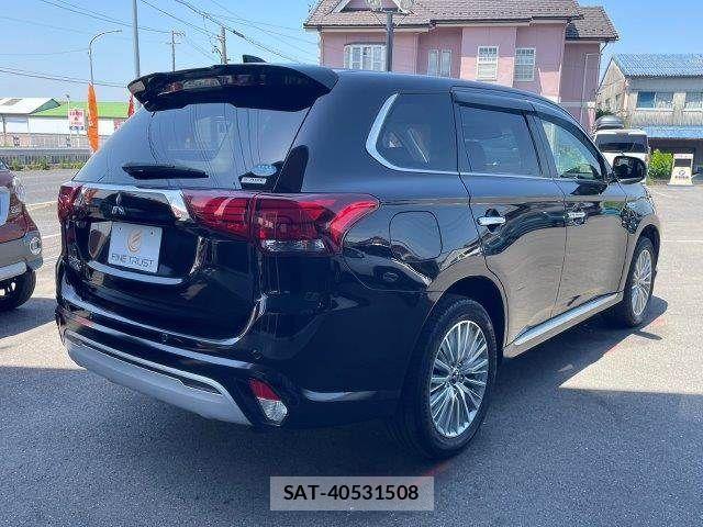 Mitsubishi OUTLANDER PHEV 2018-12 6996977-27