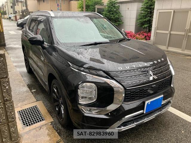 Mitsubishi OUTLANDER PHEV 2022-03 7021207-1
