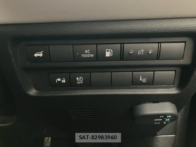 Mitsubishi OUTLANDER PHEV 2022-03 7021207-20