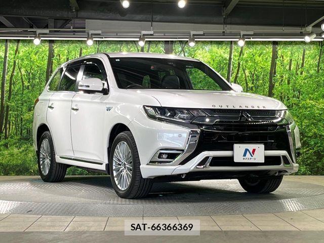 Mitsubishi OUTLANDER PHEV 2019-02 7021208-15