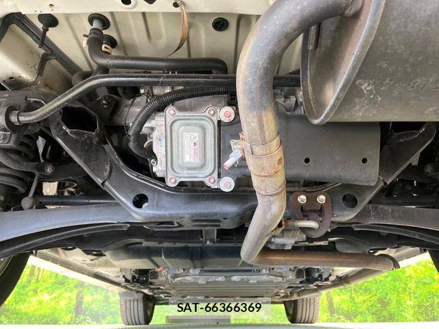 Mitsubishi OUTLANDER PHEV 2019-02 7021208-18