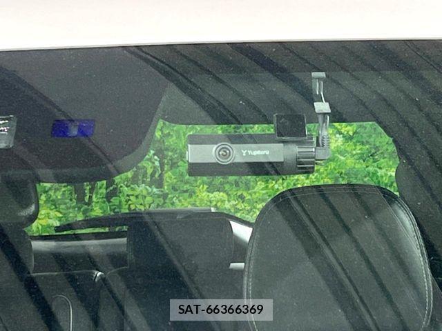 Mitsubishi OUTLANDER PHEV 2019-02 7021208-6