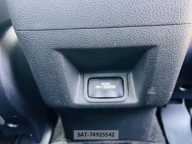 Mitsubishi OUTLANDER PHEV 2015-08 7021211-10