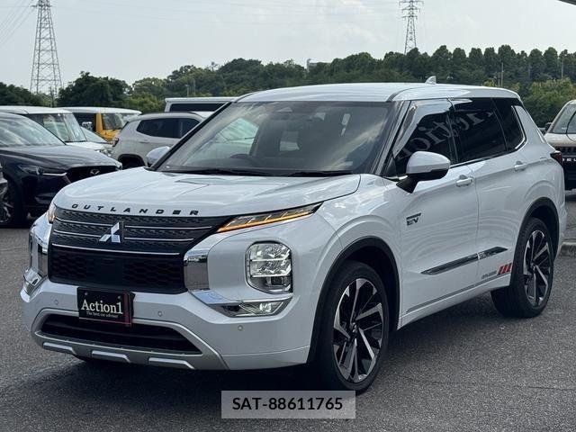 Mitsubishi OUTLANDER PHEV 2023-06 7021210-0