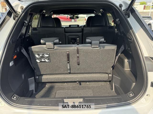 Mitsubishi OUTLANDER PHEV 2023-06 7021210-9