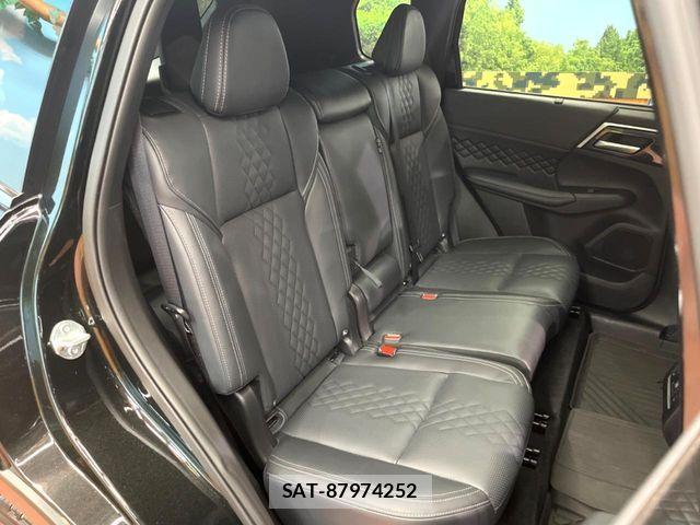 Mitsubishi OUTLANDER PHEV 2024-02 7021202-10