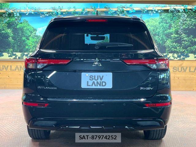 Mitsubishi OUTLANDER PHEV 2024-02 7021202-16